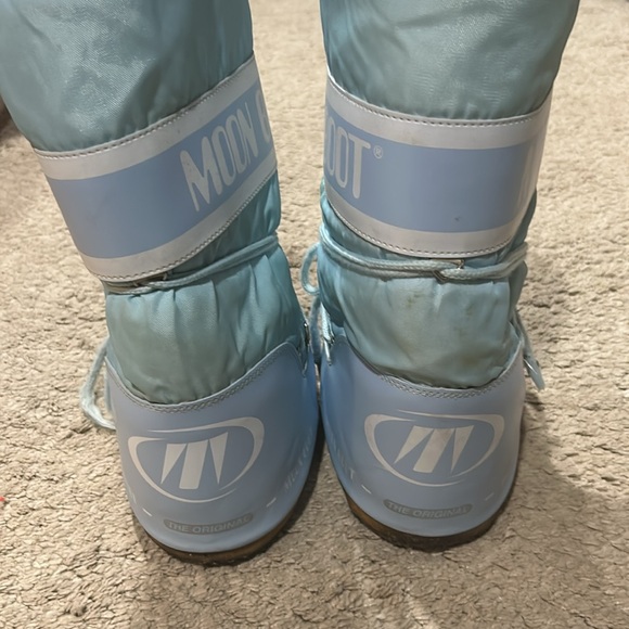 Moon boots size 39/41 (8-9.5) good condition - Picture 8 of 8